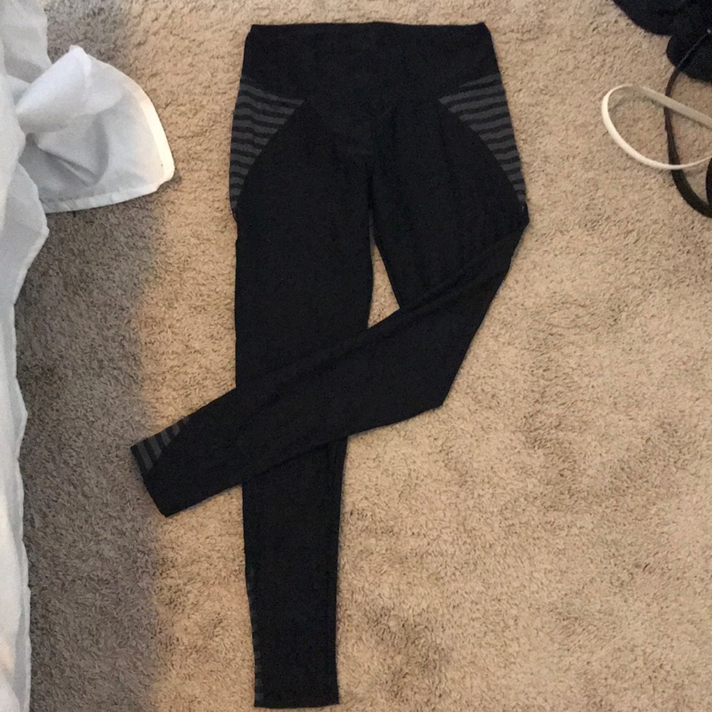 Black workout leggings